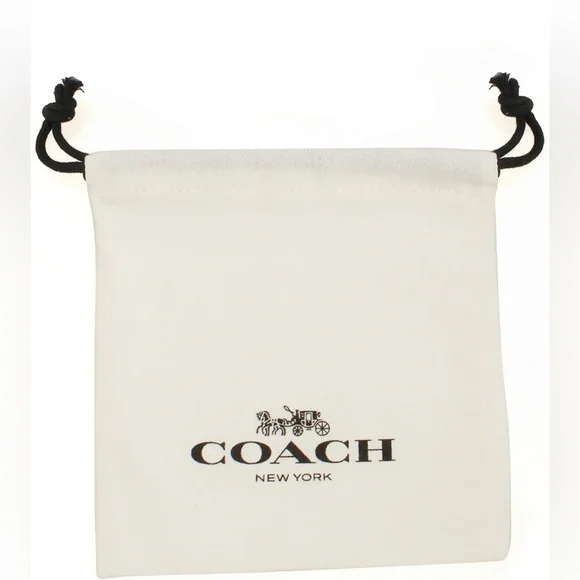 COACH
Signature Butterfly Short Pendant Necklace - Picture 15 of 15